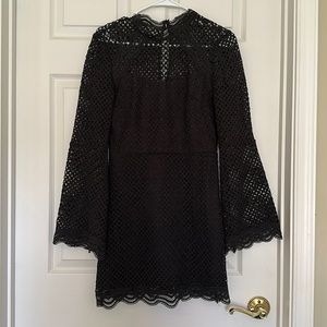 Aqua - Size Small - Color Black